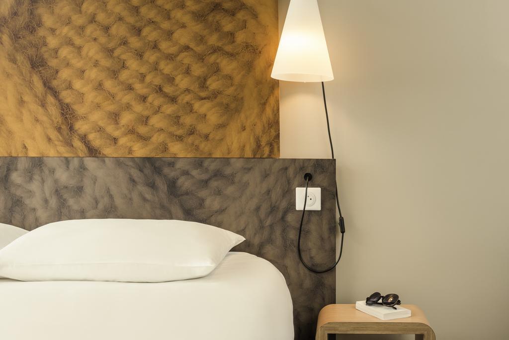 Standard Double Room,435191601:JPEG